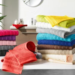 DRAP DE DOUCHE FUCHSIA 70 x 130 CM