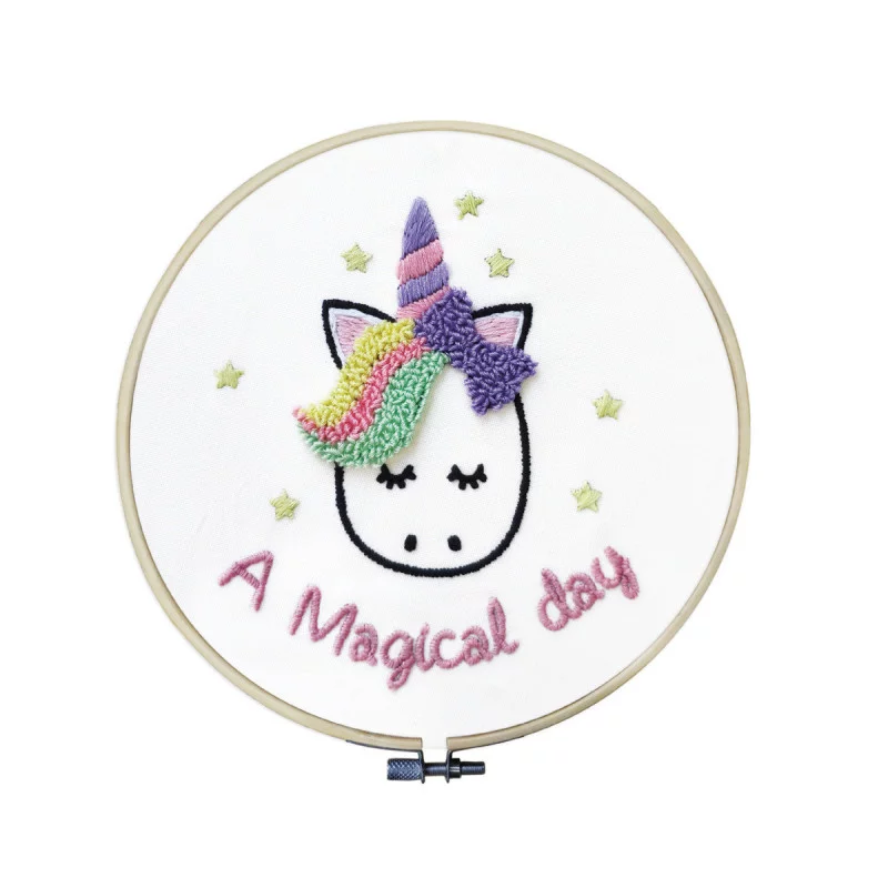 KIT COMPLET LICORNE TAMBOUR A BRODER PUN
