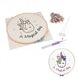KIT COMPLET LICORNE TAMBOUR A BRODER PUN