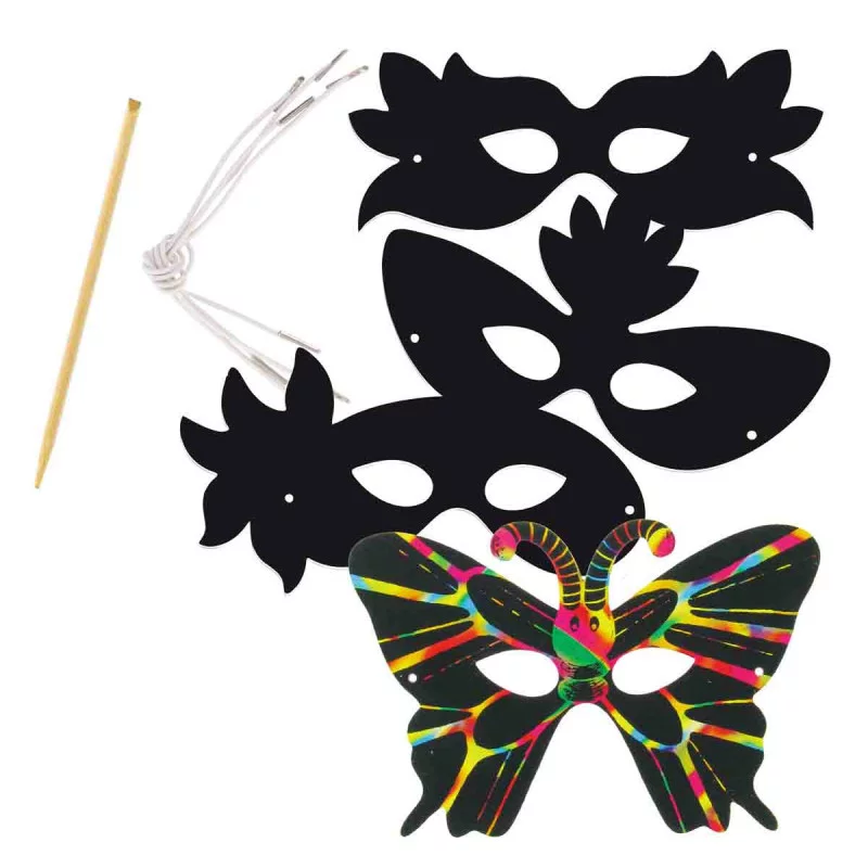 4 masques à gratter + grattoir