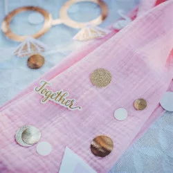 CONFETTIS IVOIRE, PAILLETTES OR,