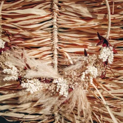 COURONNE HIPPIE FLEURS SECHEES BLANCHES