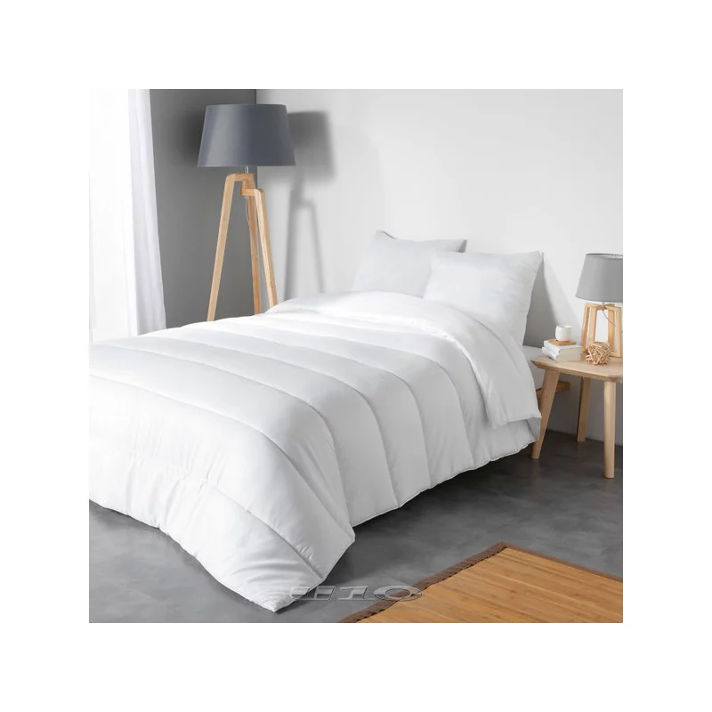 COUETTE BLANCHE 2PERS. 220x240CM POLYESTER UNI ANTI ACARIEN PREMIUM