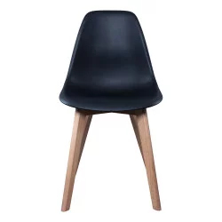 Sedia scandinava nera con scocca in PP