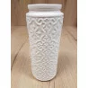 VASE CÉRAMIQUE CRÈME GRAVÉ D10xH24cm VASE CÉRAMIQUE CRÈME GRAVÉ D10xH24cm
