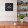 HORLOGE CARRÉ LA TABLE DES AMIS HORLOGE CARRÉ LA TABLE DES AMIS