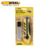 Cutter avec étui et 2 lames de recharge Cutter avec étui et 2 lames de recharge